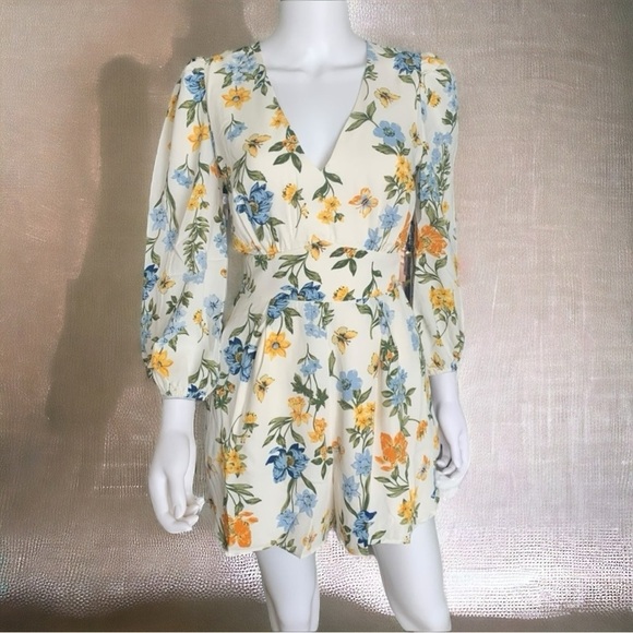 Sugar Lips Butterflies Spring Floral Romper - Picture 3 of 9